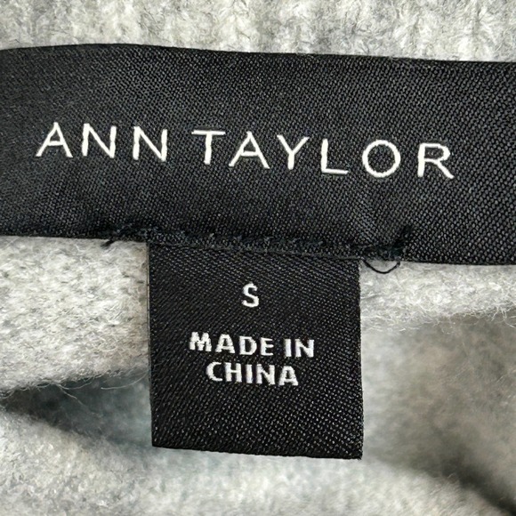 Ann Taylor Gray Mock neck peplum sweater - Picture 6 of 7